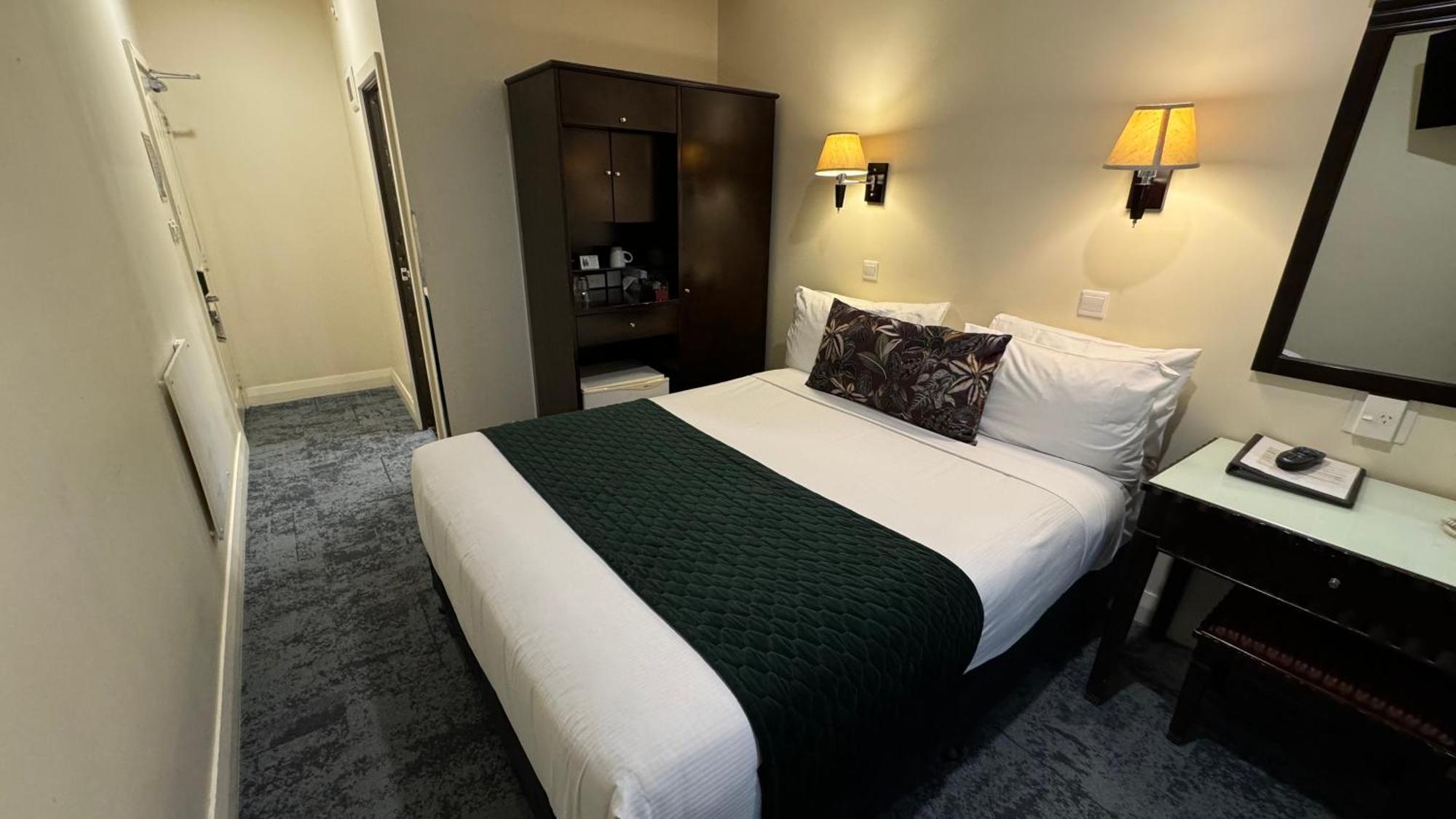 ולינגטו Trinity Hotel מראה חיצוני תמונה