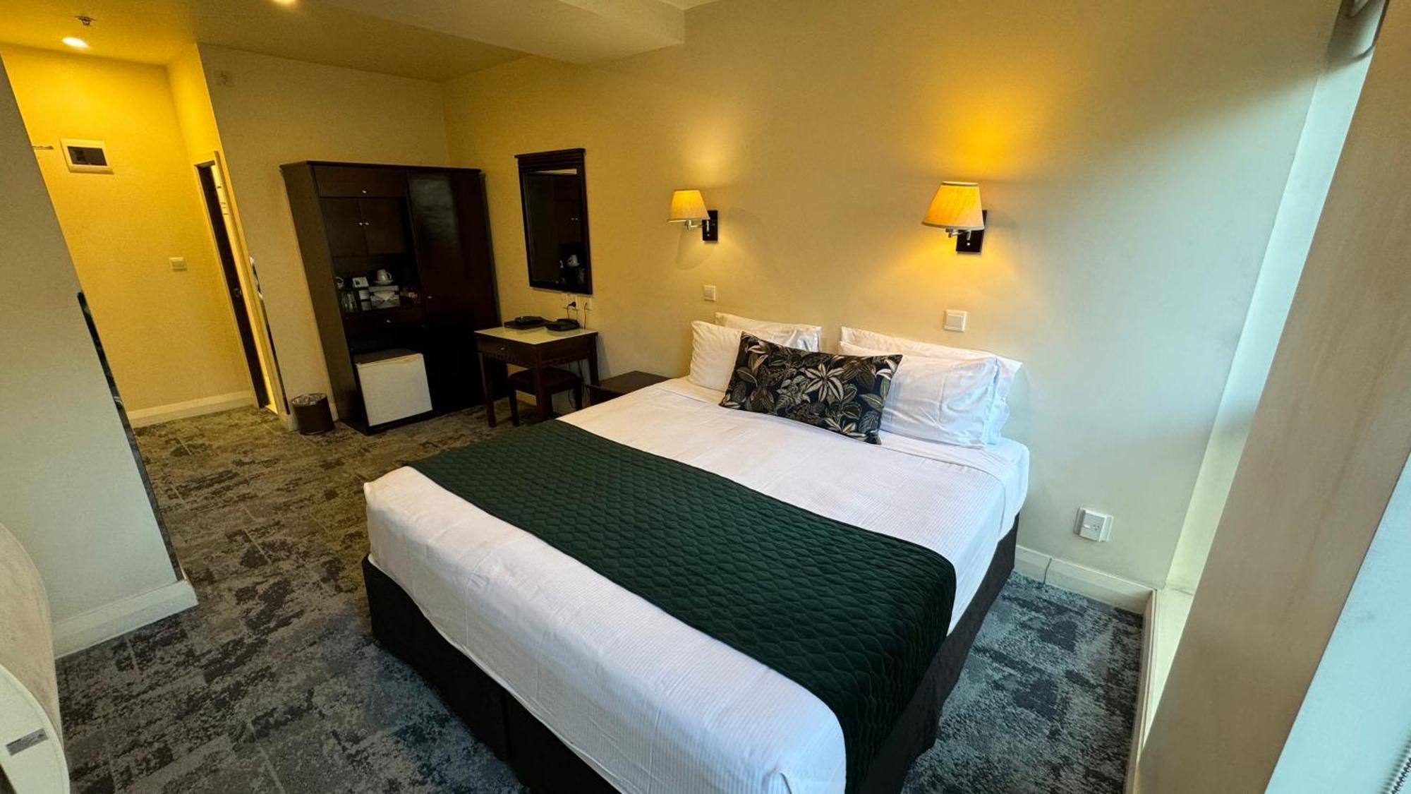ולינגטו Trinity Hotel מראה חיצוני תמונה